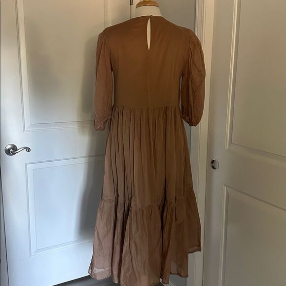 Kaos Tan Dress - Picture 2 of 4